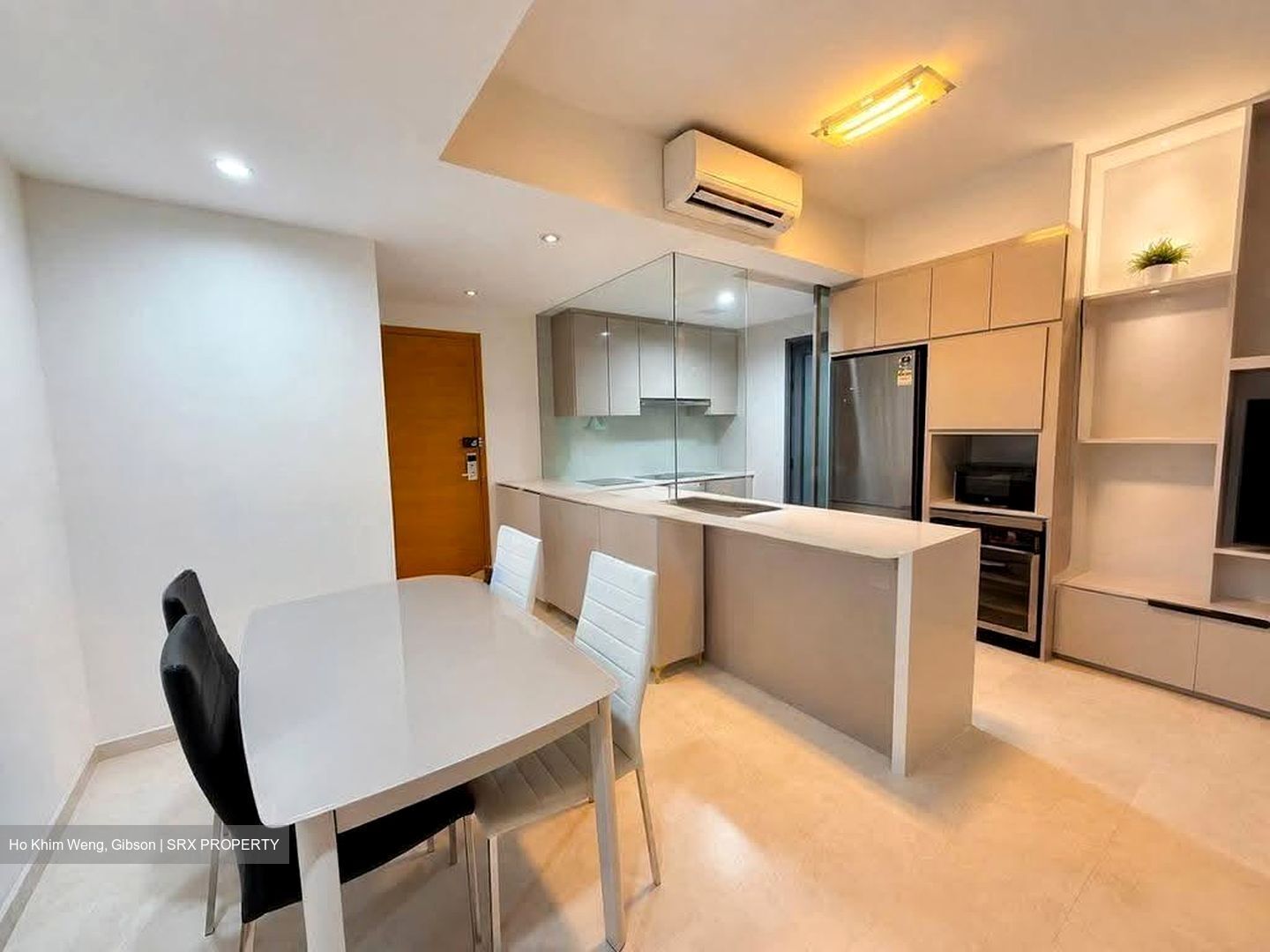 Centro Residences (D20), Condominium #606918461